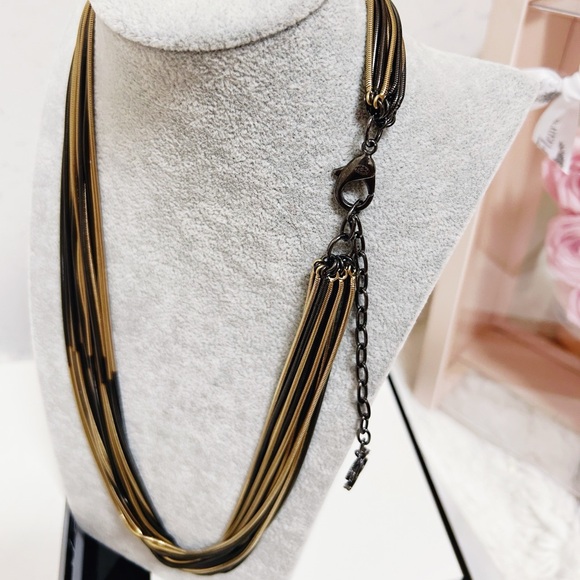 Authentic Chanel Ultra RARE Runway “Liquid Gold” Multi Snake Chain Necklace - Picture 10 of 11